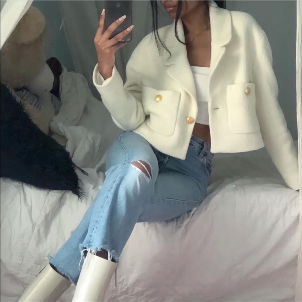 Zara Cream Wool Blend Texture Weave Gold Metallic Button Detail Crop Blazer - Picture 13 of 16